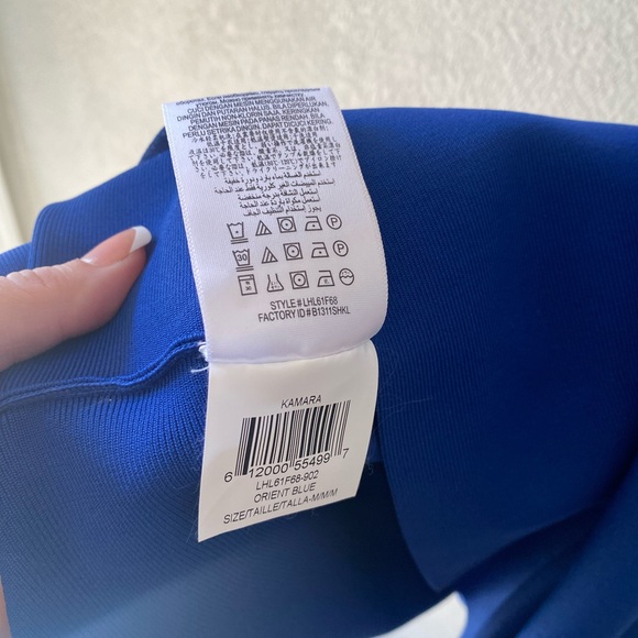 Perfect condition dress - Picture 5 of 8